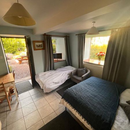 Riverside Apartment Brecon Bagian luar foto